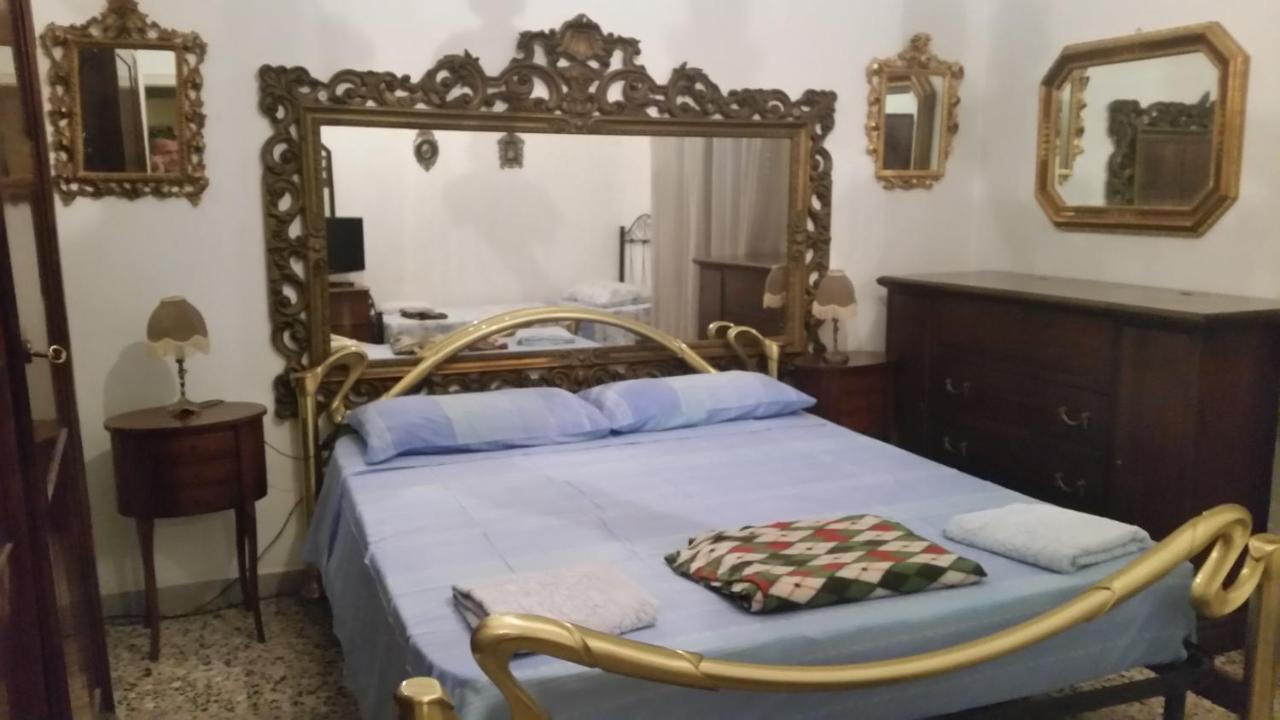 Bed and Breakfast Casa Gramsci Modena Exterior foto